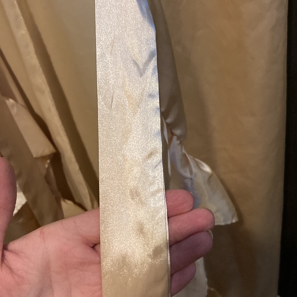 Francesca’s Collections worn once. Size L-XL. Light Gold. Retro inspired dress. - Picture 7 of 10